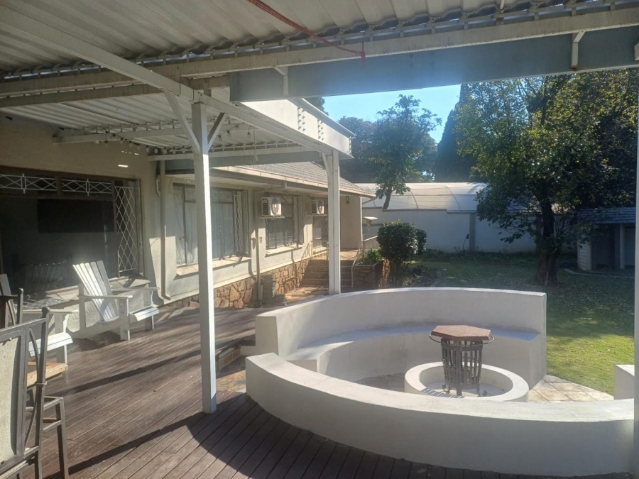 To Let 4 Bedroom Property for Rent in Waterkloof Ridge Gauteng