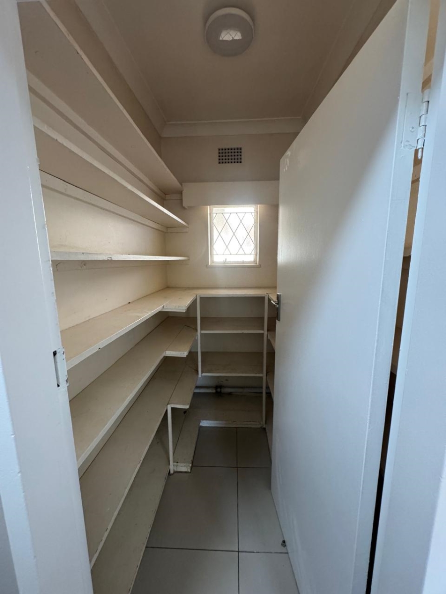 To Let 4 Bedroom Property for Rent in Waterkloof Ridge Gauteng