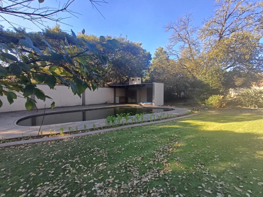 To Let 4 Bedroom Property for Rent in Waterkloof Ridge Gauteng