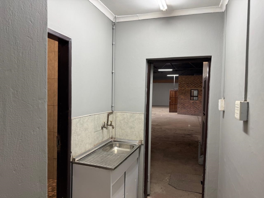 To Let Commercial Property for Rent in Benoni Central Gauteng