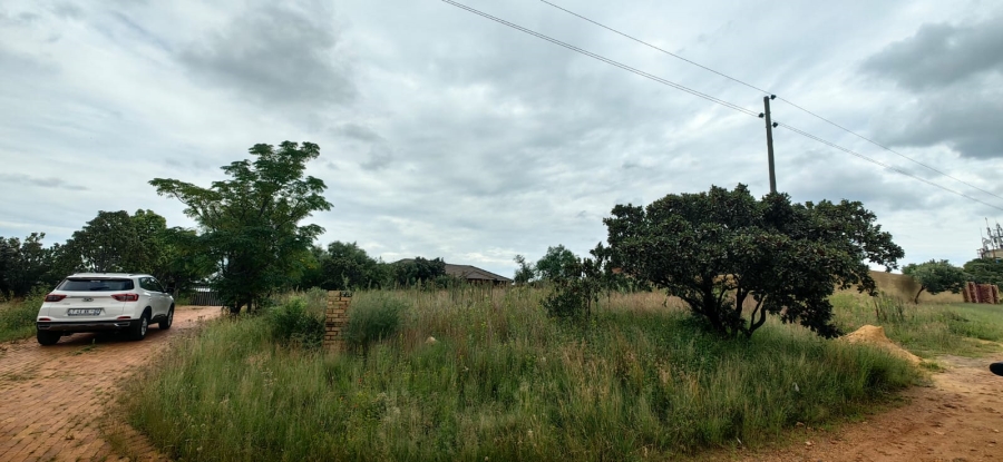 0 Bedroom Property for Sale in Vaaloewer Gauteng