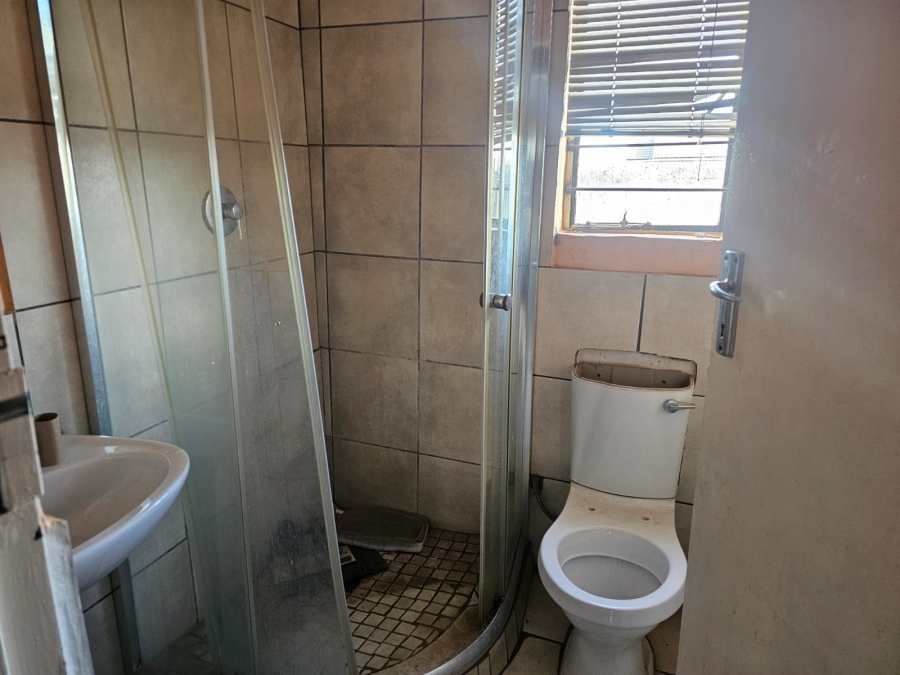 2 Bedroom Property for Sale in Vanderbijlpark CE 7 Gauteng