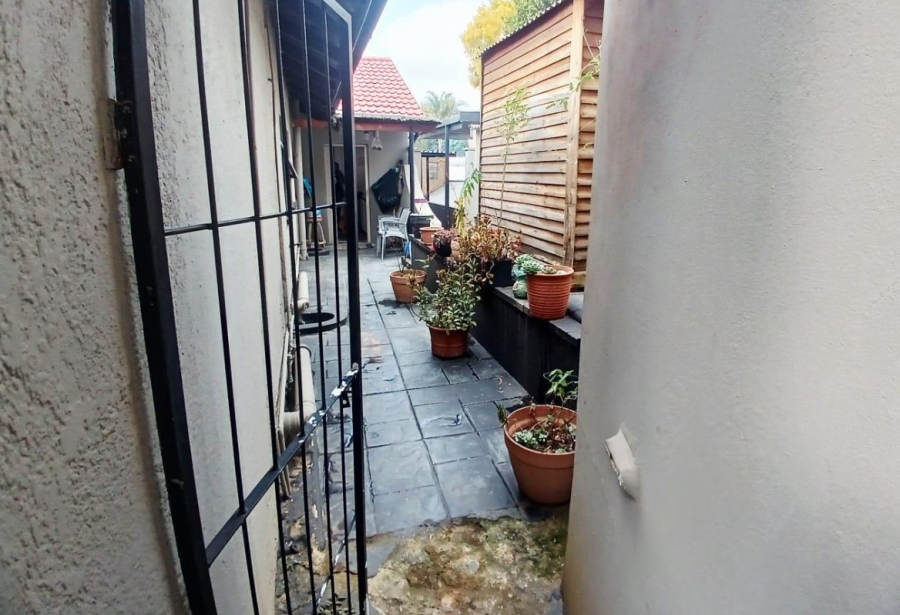 4 Bedroom Property for Sale in Ridgeway Gauteng
