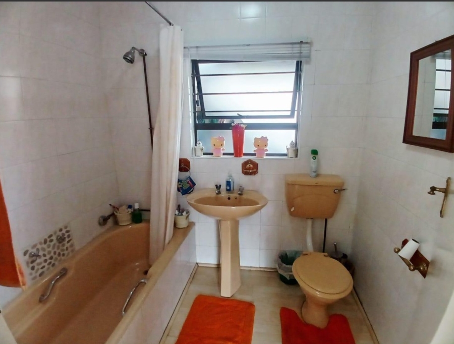 4 Bedroom Property for Sale in Ridgeway Gauteng