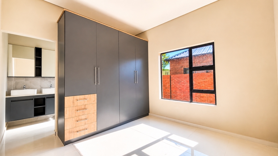 3 Bedroom Property for Sale in Annlin Gauteng