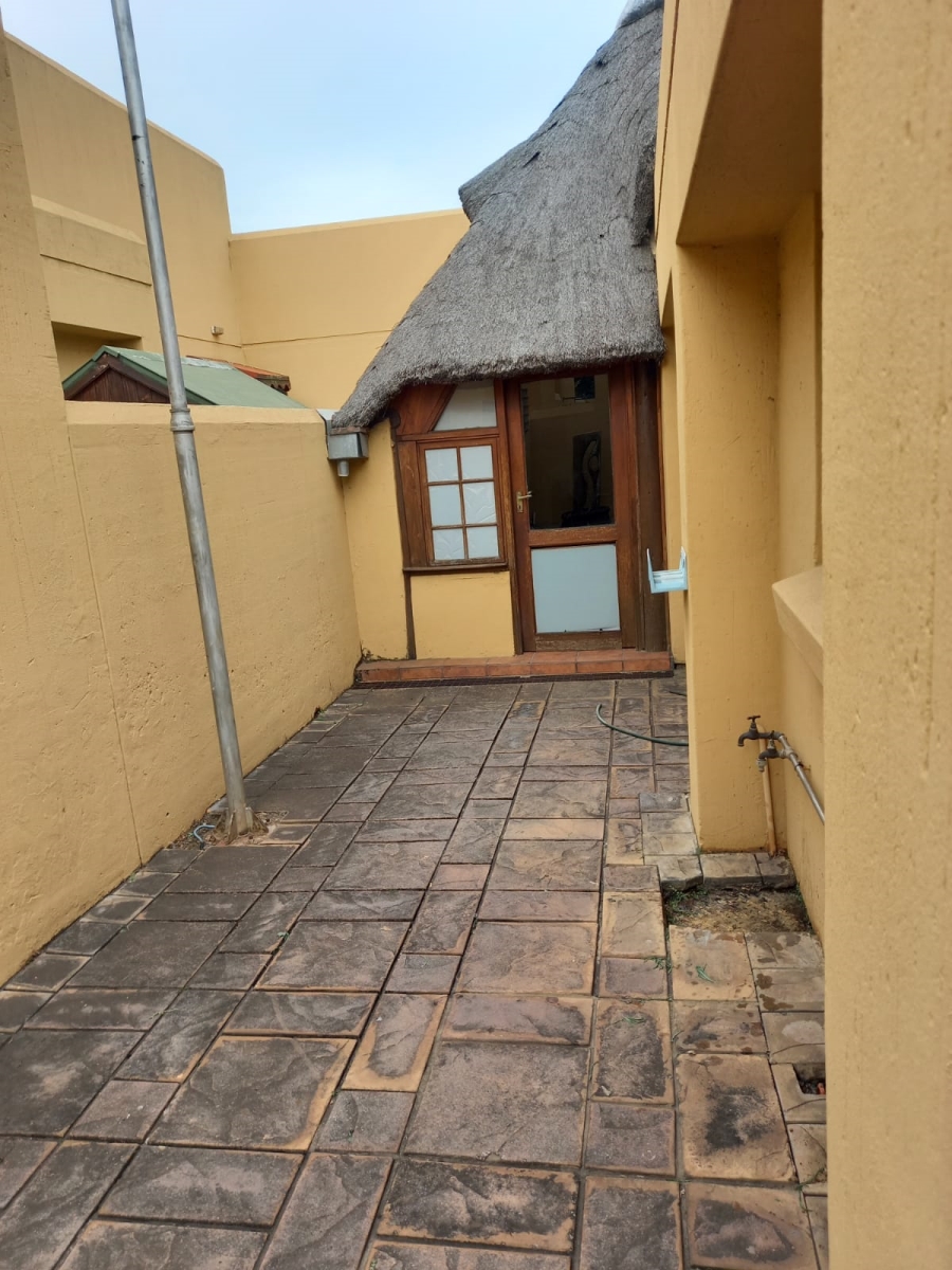 2 Bedroom Property for Sale in Vanderbijlpark SE Gauteng