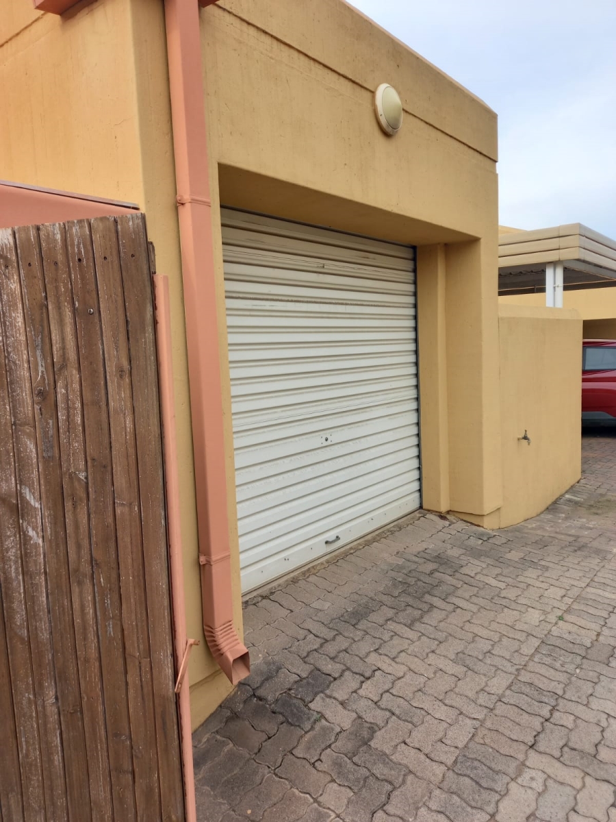 2 Bedroom Property for Sale in Vanderbijlpark SE Gauteng