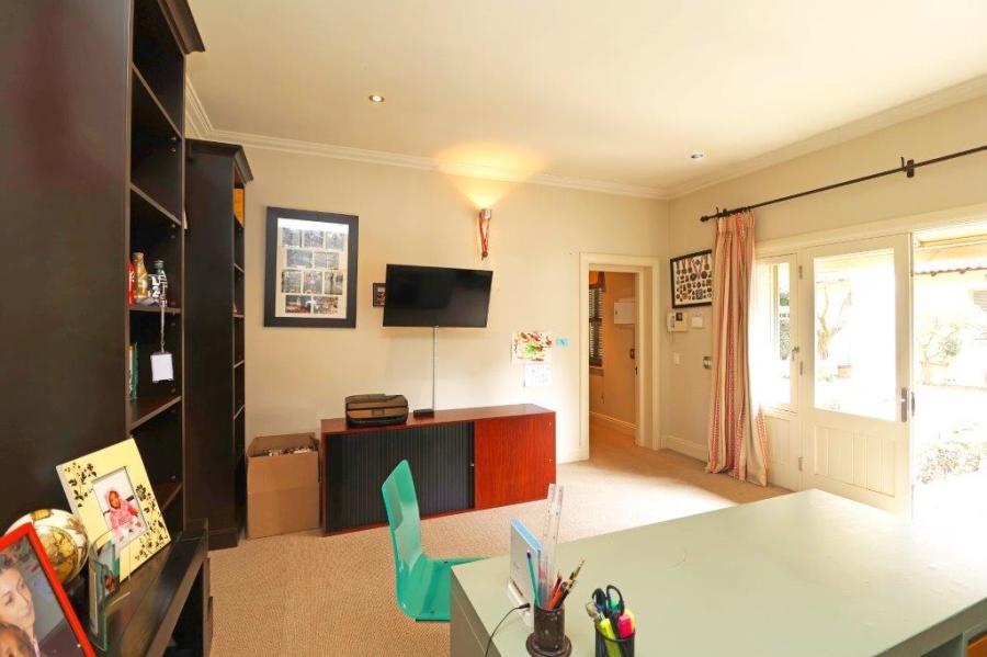 To Let 4 Bedroom Property for Rent in Saxonwold Gauteng