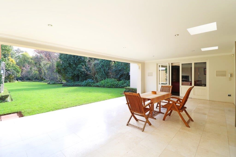 To Let 4 Bedroom Property for Rent in Saxonwold Gauteng