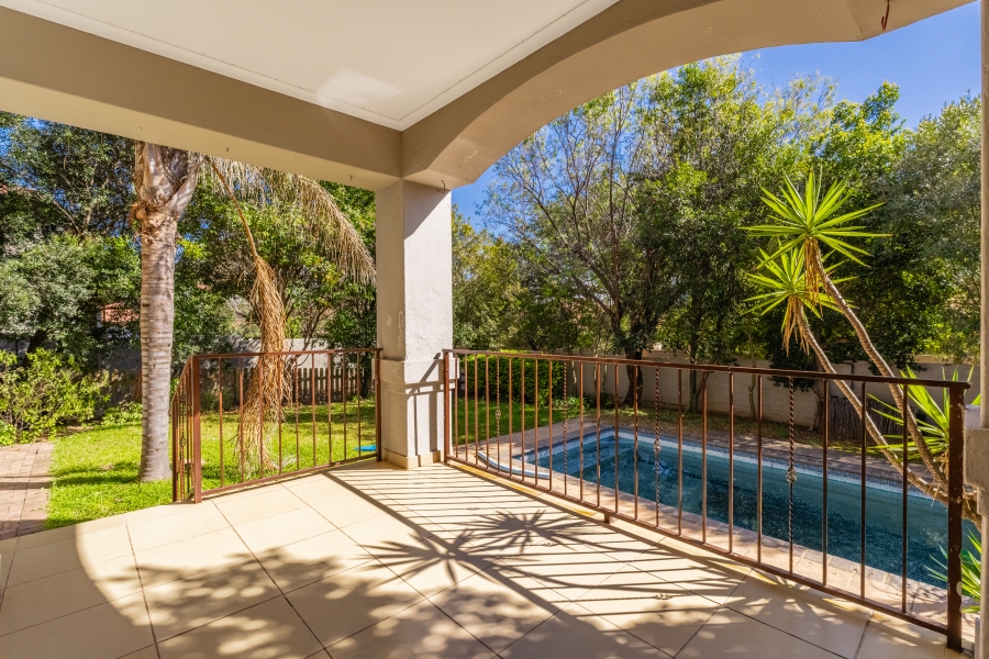 3 Bedroom Property for Sale in Maroeladal Gauteng