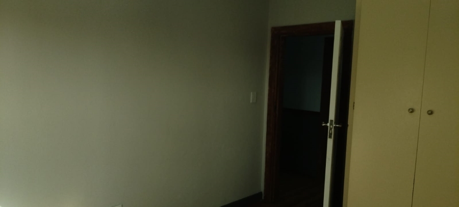 3 Bedroom Property for Sale in Dunnottar Gauteng