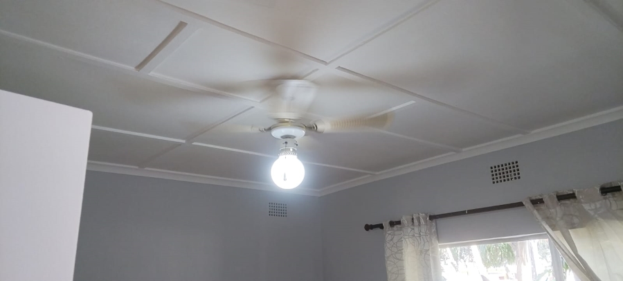 3 Bedroom Property for Sale in Dunnottar Gauteng