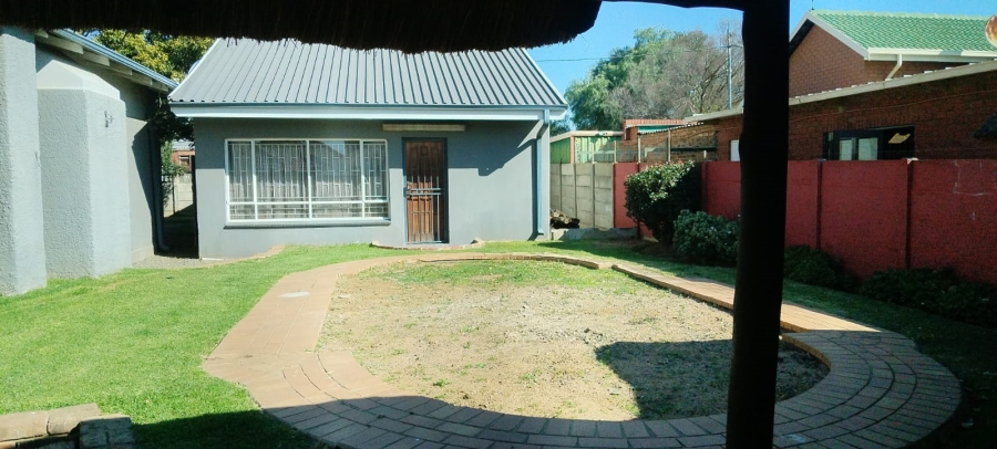 3 Bedroom Property for Sale in Dunnottar Gauteng