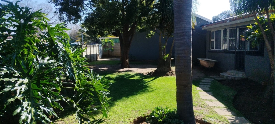 3 Bedroom Property for Sale in Dunnottar Gauteng