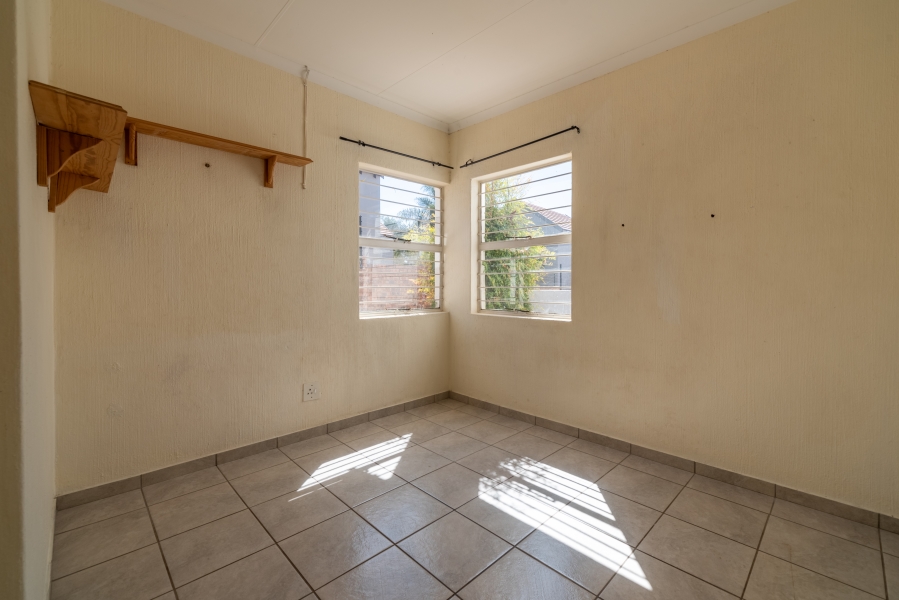 3 Bedroom Property for Sale in Sundowner Gauteng