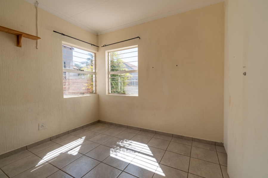 3 Bedroom Property for Sale in Sundowner Gauteng