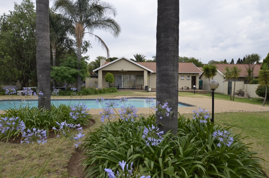 2 Bedroom Property for Sale in Northwold Gauteng