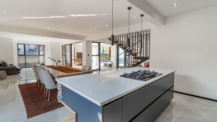 4 Bedroom Property for Sale in Helderfontein Estate Gauteng