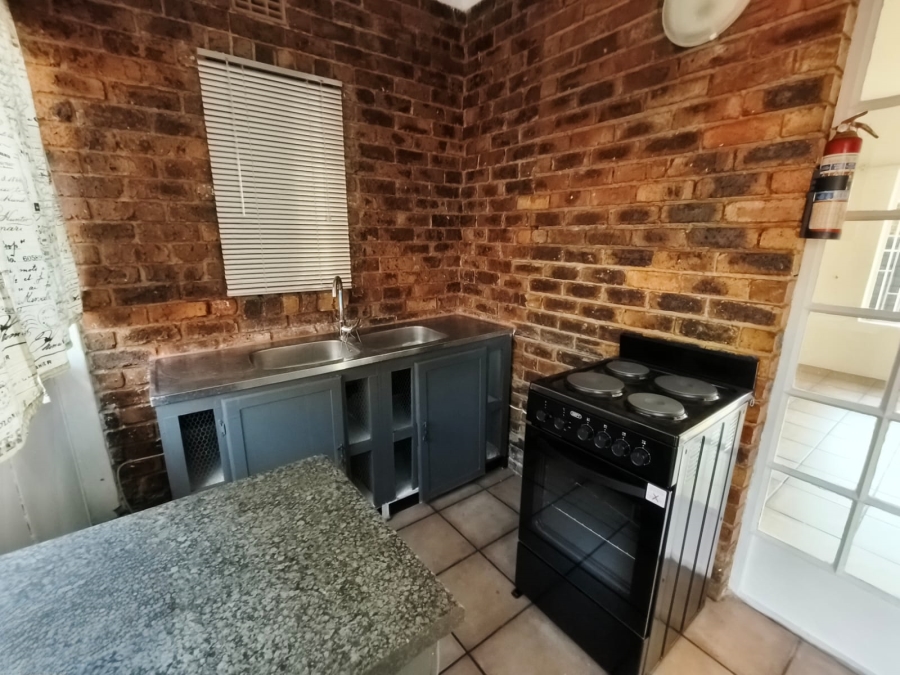 1 Bedroom Property for Sale in Falcon Ridge Gauteng