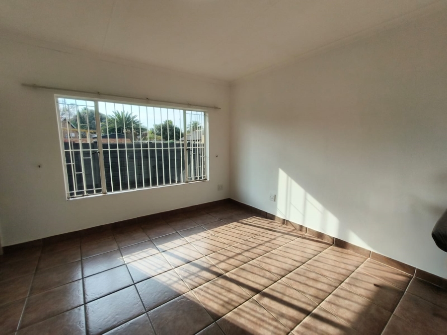 1 Bedroom Property for Sale in Falcon Ridge Gauteng