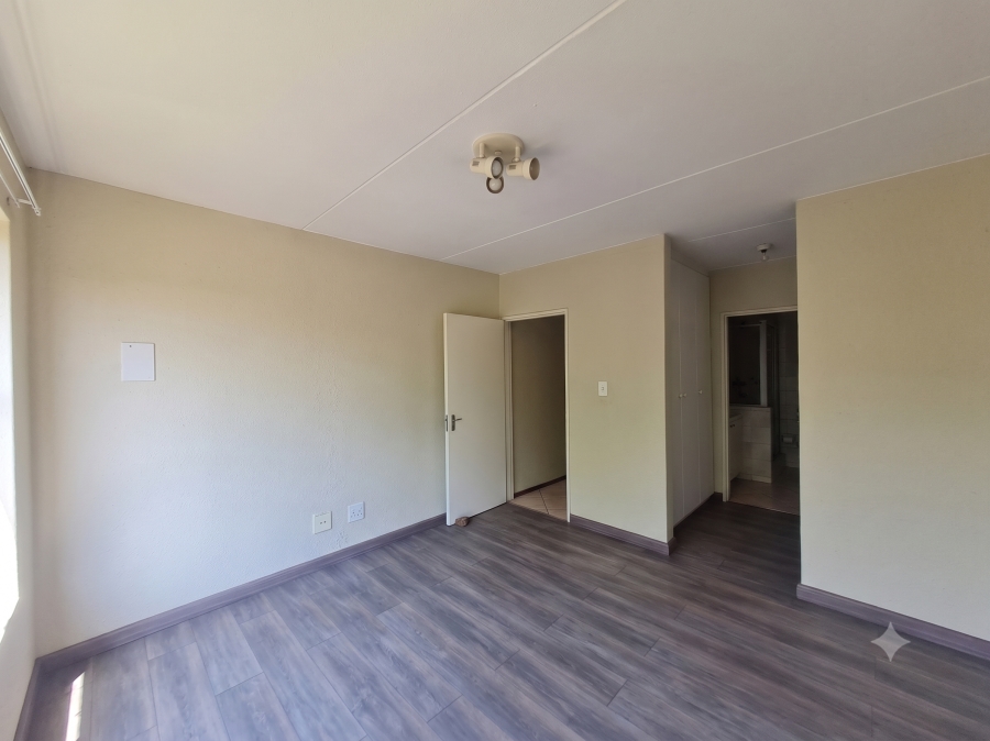 2 Bedroom Property for Sale in Dowerglen Ext 4 Gauteng