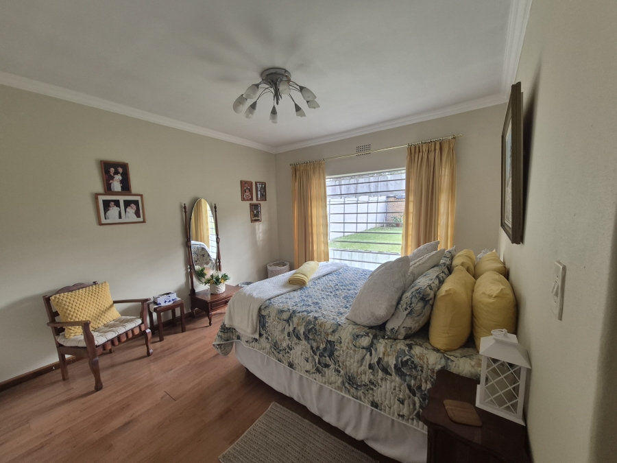 5 Bedroom Property for Sale in Brackenhurst Gauteng