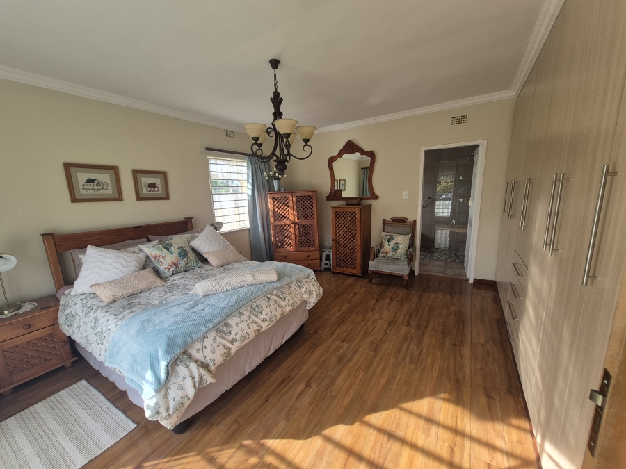 5 Bedroom Property for Sale in Brackenhurst Gauteng