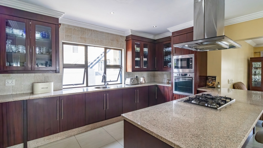 5 Bedroom Property for Sale in Aspen Lakes Gauteng