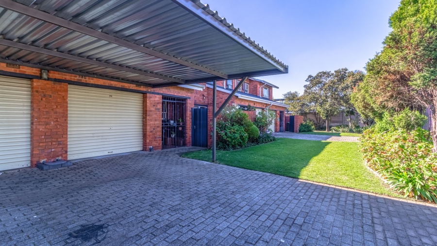 3 Bedroom Property for Sale in Eden Glen Gauteng