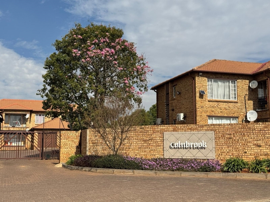 To Let 1 Bedroom Property for Rent in Erand Gardens Gauteng