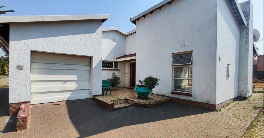 4 Bedroom Property for Sale in Sharon Park Gauteng