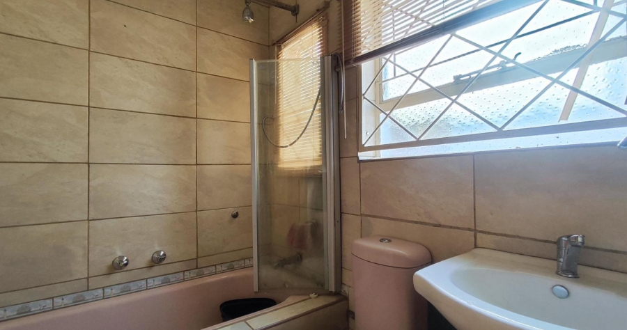 4 Bedroom Property for Sale in Sharon Park Gauteng