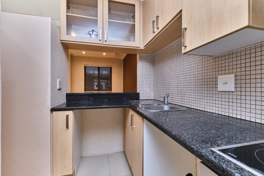 1 Bedroom Property for Sale in Sandown Gauteng