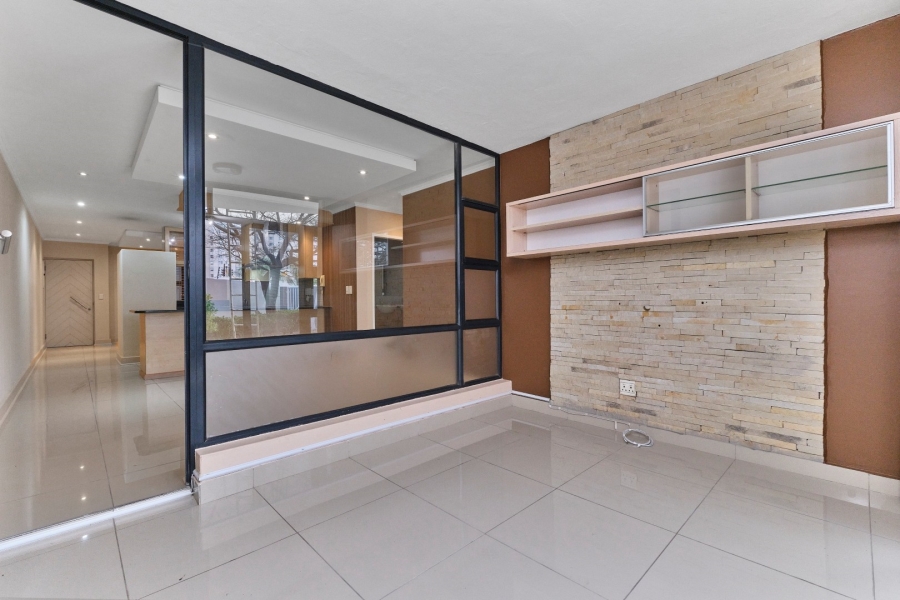 1 Bedroom Property for Sale in Sandown Gauteng