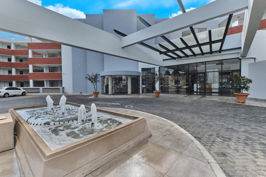 1 Bedroom Property for Sale in Sandown Gauteng