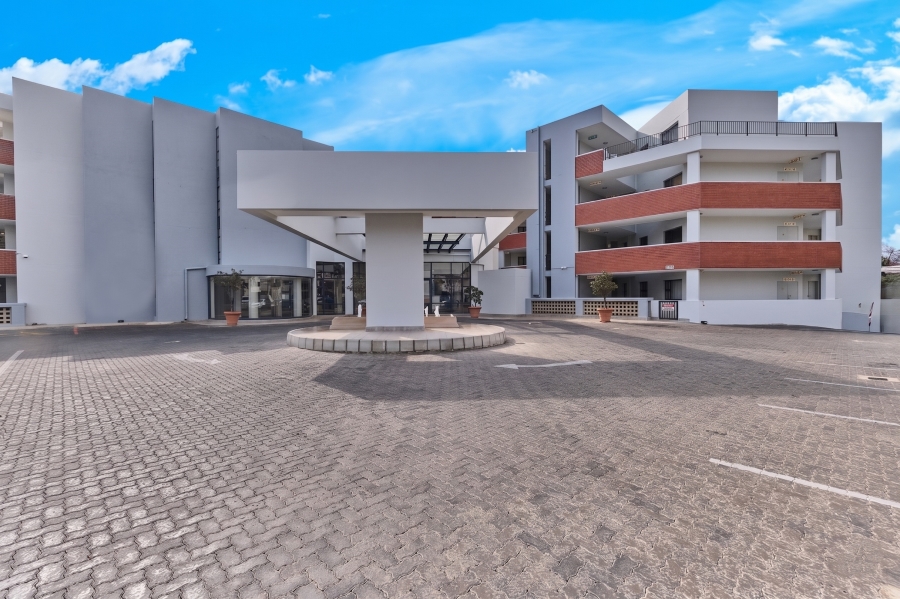 1 Bedroom Property for Sale in Sandown Gauteng