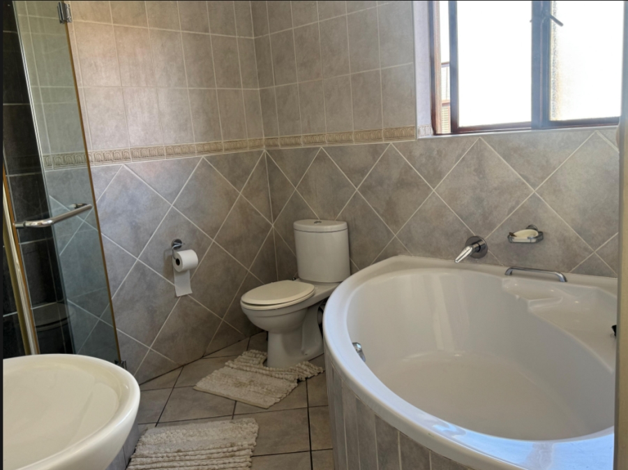 3 Bedroom Property for Sale in Summerset Gauteng