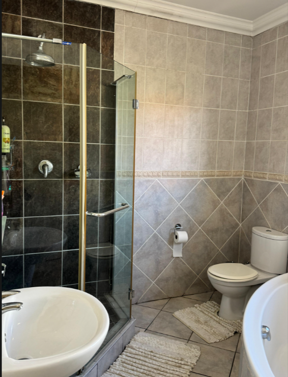 3 Bedroom Property for Sale in Summerset Gauteng