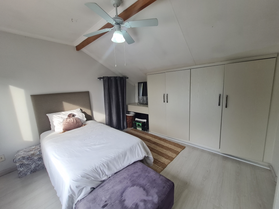 To Let 7 Bedroom Property for Rent in Bryanston Gauteng