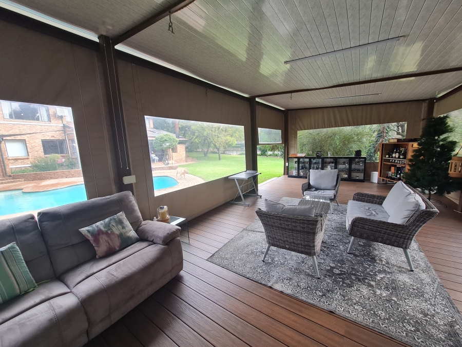 To Let 7 Bedroom Property for Rent in Bryanston Gauteng