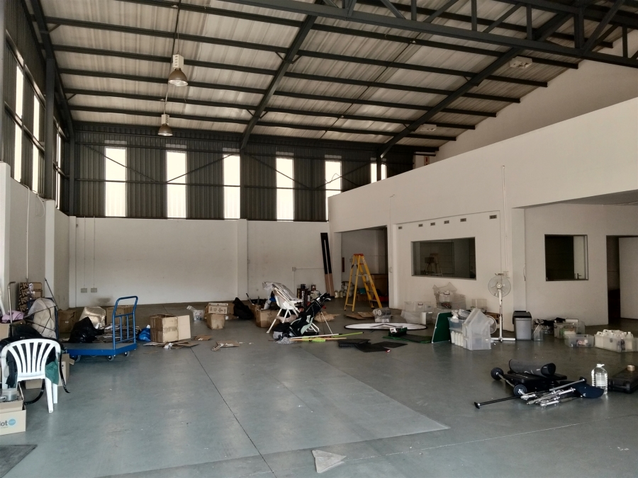 To Let Commercial Property for Rent in North Riding Gauteng