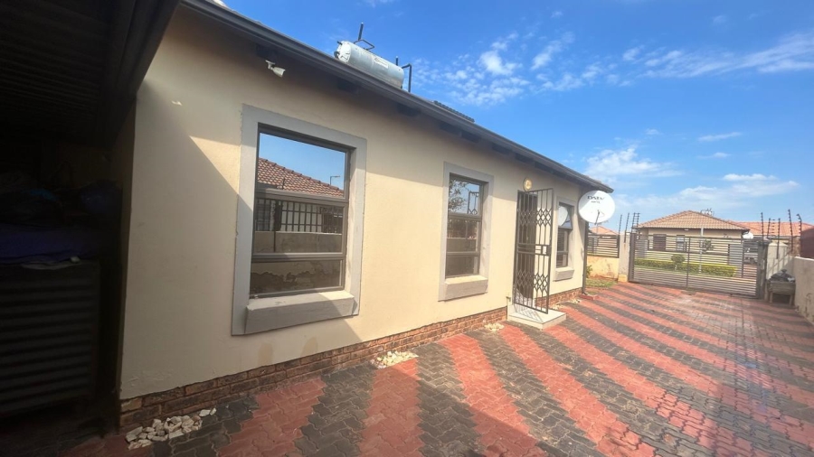 3 Bedroom Property for Sale in The Orchards Gauteng