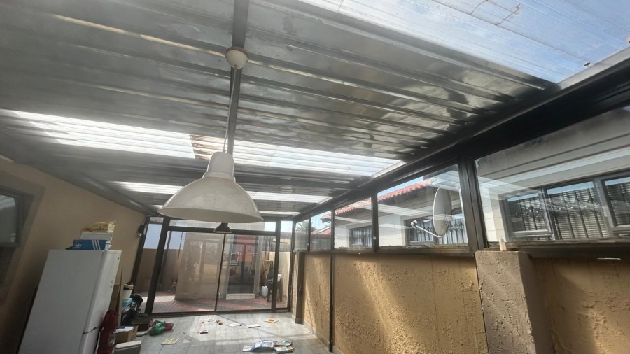 3 Bedroom Property for Sale in The Orchards Gauteng