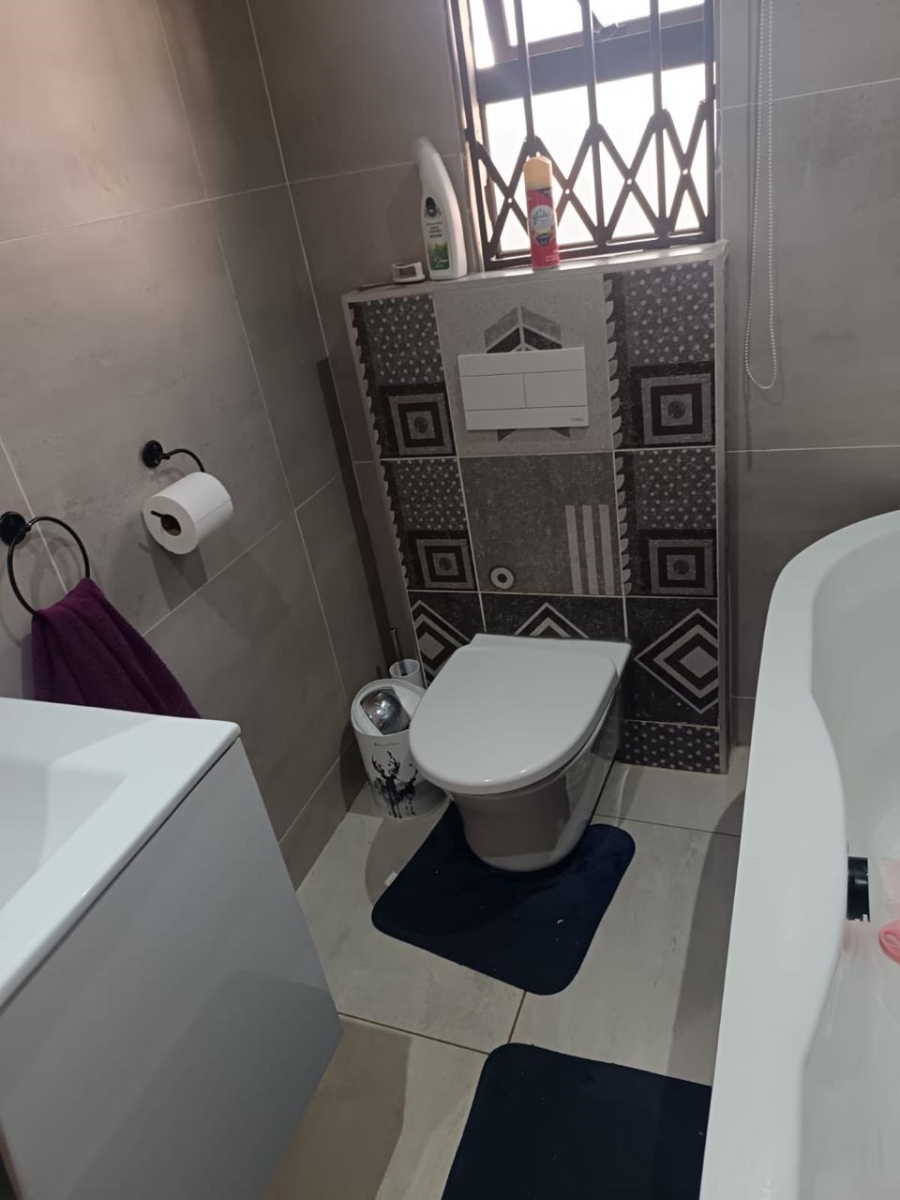 3 Bedroom Property for Sale in The Orchards Gauteng