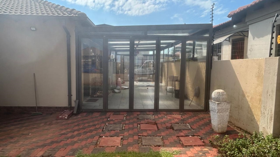 3 Bedroom Property for Sale in The Orchards Gauteng