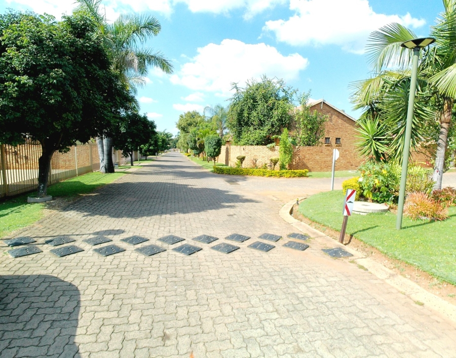 3 Bedroom Property for Sale in Theresa Park Gauteng