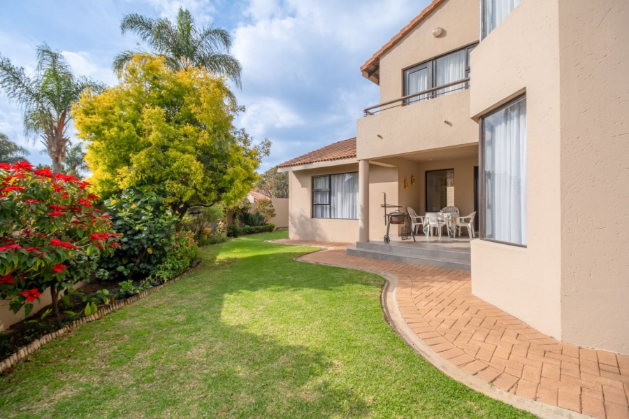 3 Bedroom Property for Sale in Sunninghill Gauteng