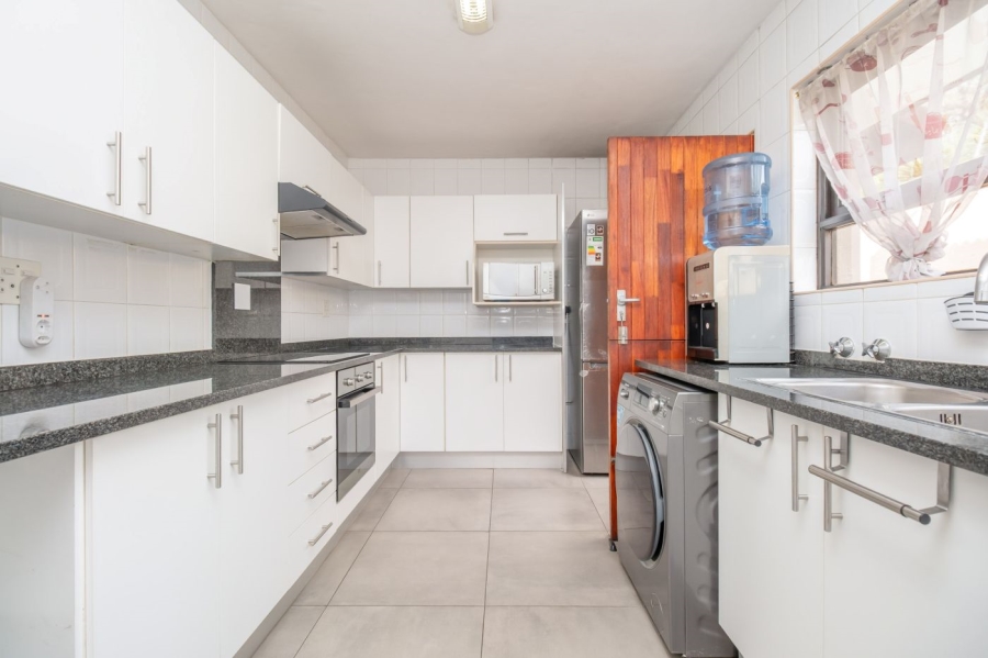 3 Bedroom Property for Sale in Sunninghill Gauteng