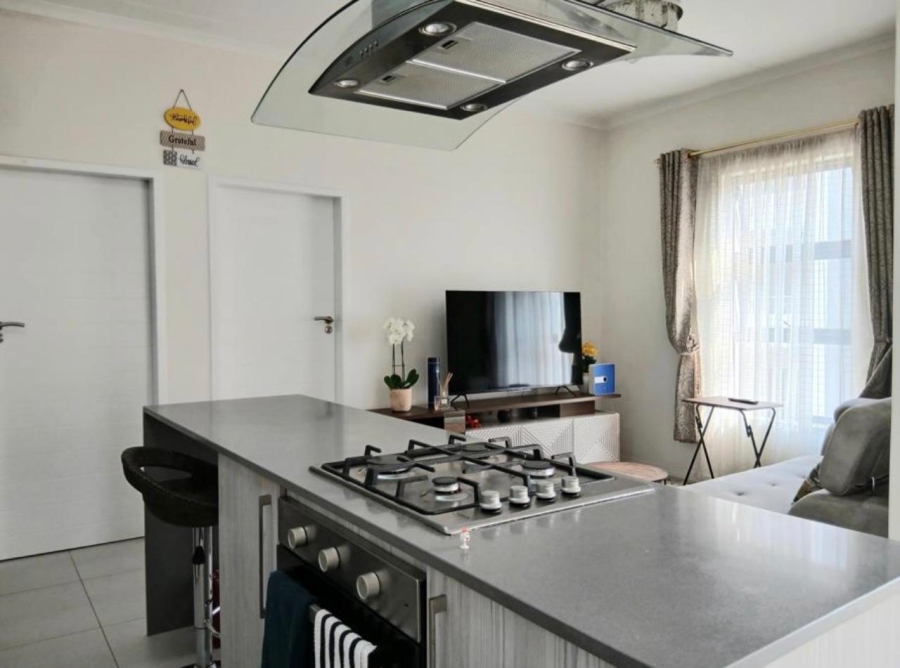 1 Bedroom Property for Sale in Carlswald Gauteng