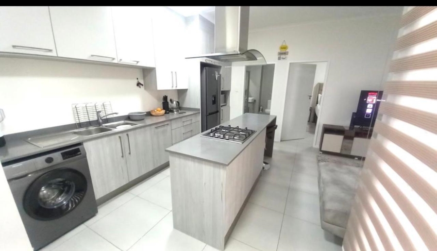 1 Bedroom Property for Sale in Carlswald Gauteng